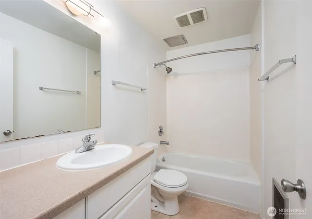 Photo 3 of Multi family home for sale at 34 W Cremona St, Seattle, WA 98119 | MLS# NWM2550353 | Listing updated on 2026-09-30