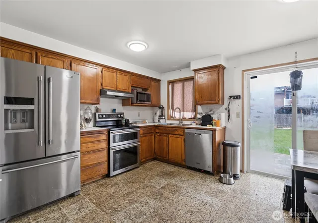 Photo 3 of Single family home for sale at 7631 273rd Street NW, Stanwood, WA 98292 | MLS# NWM2550362 | Listing updated on 2026-09-22