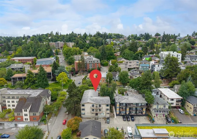 Photo 4 of Multi family home for sale at 600 W Emerson St, Seattle, WA 98119 | MLS# NWM2550372 | Listing updated on 2026-09-30