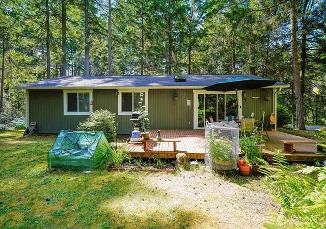 Photo 4 of Single family home for sale at 11618 Breaker Way, Anderson Island, WA 98303 | MLS# NWM2550382 | Listing updated on 2026-09-29