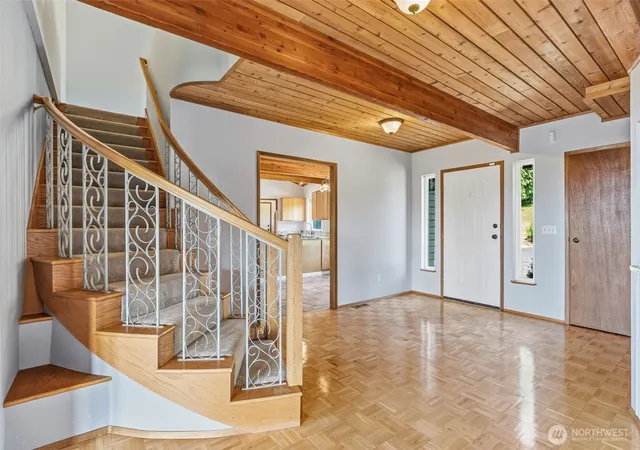 Photo 4 of Single family home for sale at 262 Bunker Hl Rd, Longview, WA 98632 | MLS# NWM2550437 | Listing updated on 2026-09-22