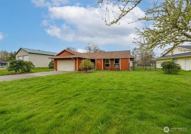 Photo 3 of Sale Pending at 7125 Scarboro Ln N, Ilwaco, WA 98624 | MLS# NWM2550476 | Listing updated on 2026-09-25