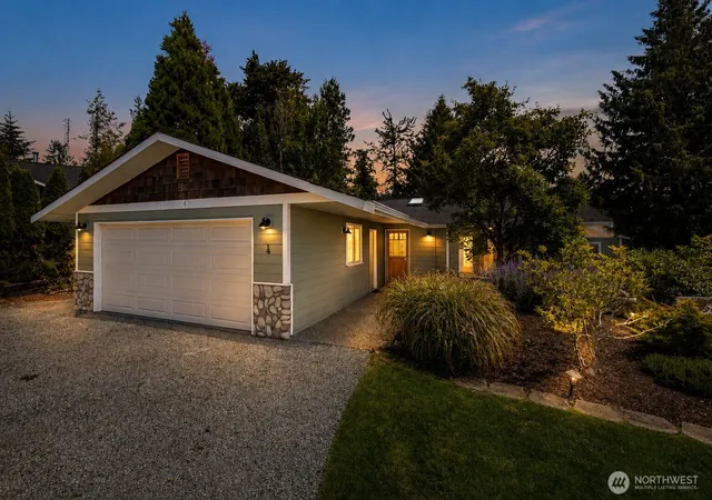 Photo 3 of Single family home for sale at 4 Quinault Way, La Conner, WA 98257 | MLS# NWM2550483 | Listing updated on 2026-10-01