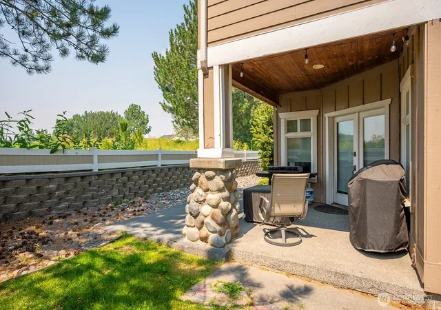 Photo 3 of Condo for sale at 6335 Murray Way Ne #B, Moses Lake, WA 98837 | MLS# NWM2550501 | Listing updated on 2026-10-02