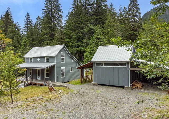 Photo 2 of Single family home for sale at 204 Whitton Ave, Granite Falls, WA 98252 | MLS# NWM2550518 | Listing updated on 2026-09-22