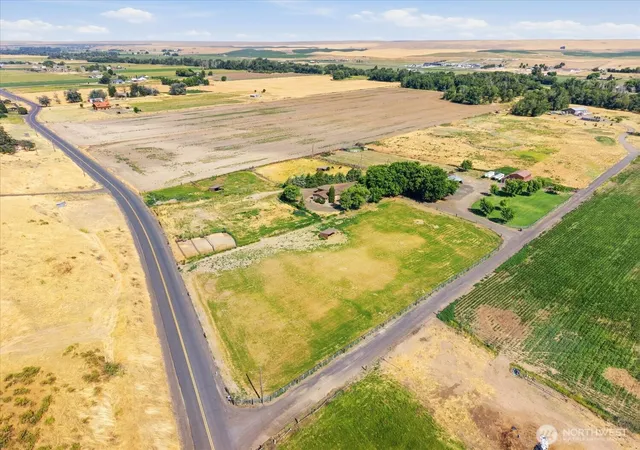 Photo 3 of Manufactured home for sale at 77 Lariat Ln, Walla Walla, WA 99362 | MLS# NWM2550543 | Listing updated on 2026-09-22