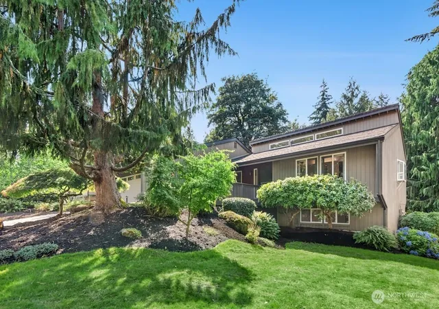 Photo 2 of Single family home for sale at 14918 29th Drive Se, Mill Creek, WA 98012 | MLS# NWM2550573 | Listing updated on 2026-09-29