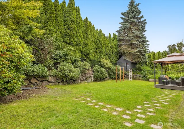 Photo 2 of Single family home for sale at 17021 76th Avenue W, Edmonds, WA 98026 | MLS# NWM2550588 | Listing updated on 2026-10-01