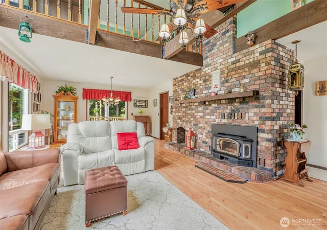 Photo 2 of Single family home for sale at 190 Martin Rd, Silverlake, WA 98645 | MLS# NWM2550627 | Listing updated on 2026-09-22