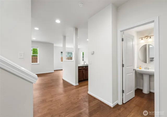 Photo 4 of Single family home for sale at 4502 31st Avenue SE, Everett, WA 98203 | MLS# NWM2550637 | Listing updated on 2026-09-26