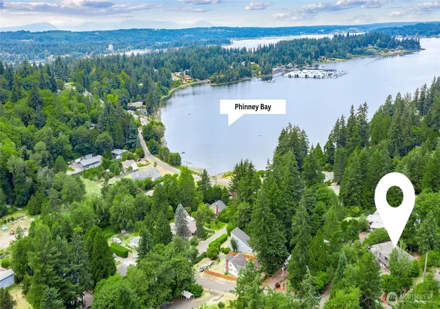 Photo 3 of Sale Pending at 3202 19th Street, Bremerton, WA 98312 | MLS# NWM2550666 | Listing updated on 2026-09-28