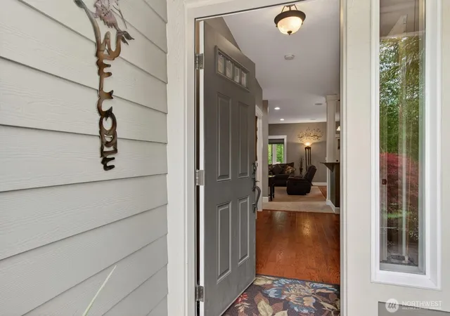Photo 3 of Single family home for sale at 47 Sun Crst Ln, Cathlamet, WA 98612 | MLS# NWM2550689 | Listing updated on 2026-09-22