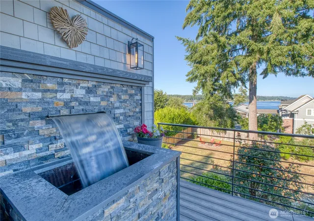 Photo 2 of Single family home for sale at 2827 Moorelands Dr NW, Gig Harbor, WA 98335 | MLS# NWM2550704 | Listing updated on 2026-10-09