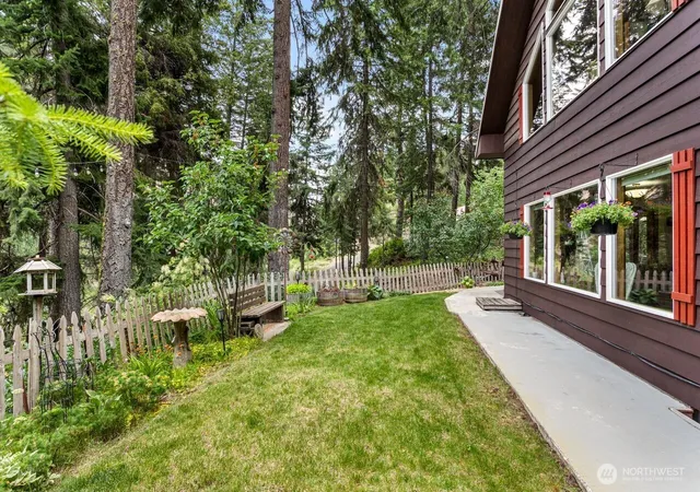 Photo 3 of Single family home for sale at 170 Deer Cvs Ln, Naches, WA 98937 | MLS# NWM2550711 | Listing updated on 2026-09-22