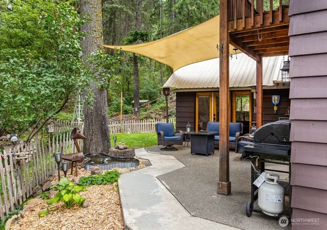 Photo 3 of Single family home for sale at 170 Deer Cvs Ln, Naches, WA 98937 | MLS# NWM2550711 | Listing updated on 2026-09-22