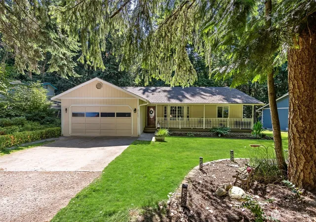 Photo 2 of Single family home for sale at 21827 Crest Ln Se, Yelm, WA 98597 | MLS# NWM2550736 | Listing updated on 2026-09-30
