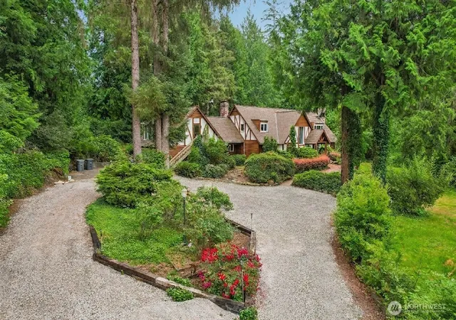 Photo 1 of Mansion for sale at 4902 Issaquah Pine Lake Rd, Sammamish, WA 98029 | MLS# NWM2550756 | Listing updated on 2026-09-22