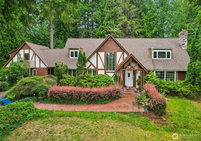 Photo 2 of Mansion for sale at 4902 Issaquah Pine Lake Rd, Sammamish, WA 98029 | MLS# NWM2550756 | Listing updated on 2026-09-22