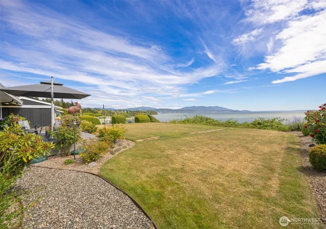 Photo 3 of Sale Pending at 3919 Cliffside Dr, Bellingham, WA 98225 | MLS# NWM2550773 | Listing updated on 2026-09-28