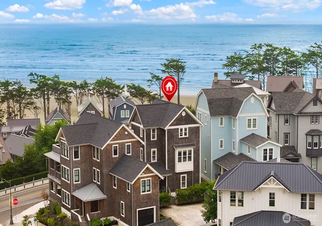 Photo 1 of Single family home for sale at 14 Ocean Tide Ln, Pacific Beach, WA 98571 | MLS# NWM2550783 | Listing updated on 2026-09-24