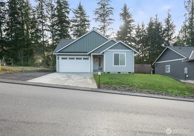 Photo 1 of Single family home for sale at 3108 Sanderling Dr, Hoquiam, WA 98550 | MLS# NWM2550789 | Listing updated on 2026-09-22