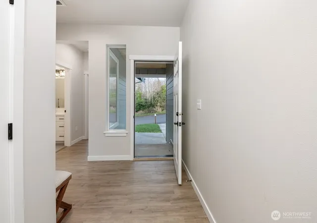 Photo 3 of Single family home for sale at 3108 Sanderling Dr, Hoquiam, WA 98550 | MLS# NWM2550789 | Listing updated on 2026-09-22