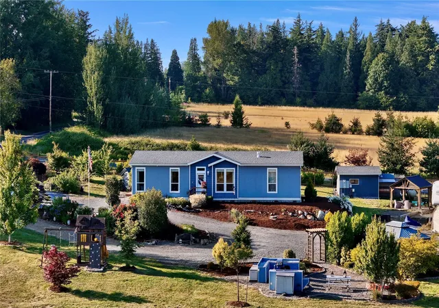 Manufactured home for sale at 5276 Barr Rd, Ferndale, WA 98248 | MLS# NWM2550793