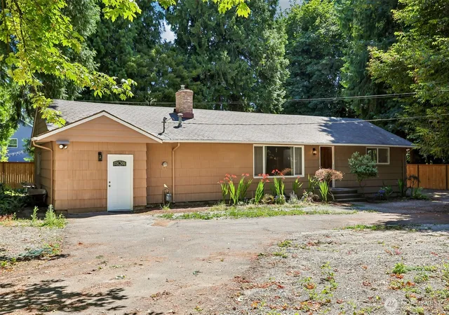 Photo 1 of Single family home for sale at 16220 Ambaum Blvd S, Burien, WA 98148 | MLS# NWM2550816 | Listing updated on 2026-09-22