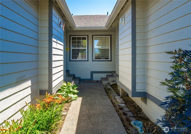 Photo 2 of Condo for sale at 1220 184th St Ct E, Spanaway, WA 98387 | MLS# NWM2550825 | Listing updated on 2026-09-29
