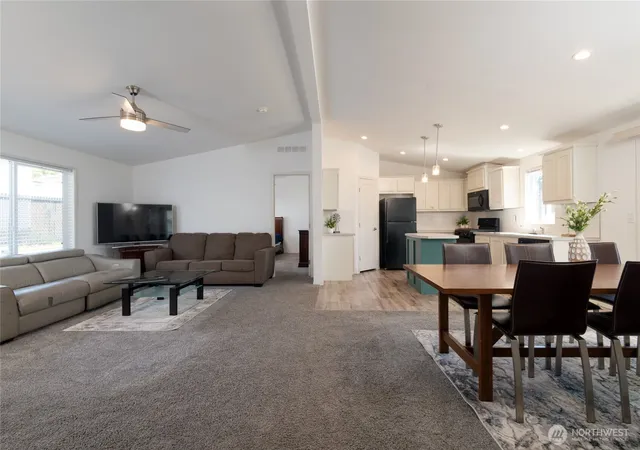 Photo 3 of Sale Pending at 23708 Locust Way #64, Bothell, WA 98021 | MLS# NWM2550830 | Listing updated on 2026-10-03