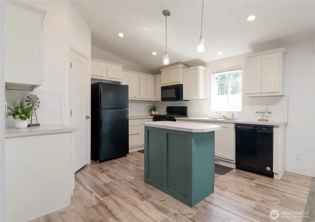 Photo 4 of Sale Pending at 23708 Locust Way #64, Bothell, WA 98021 | MLS# NWM2550830 | Listing updated on 2026-10-03
