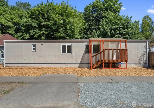 Photo 3 of Manufactured home for sale at 7545 S Dillard Ave, Concrete, WA 98273 | MLS# NWM2550831 | Listing updated on 2026-09-24