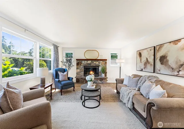 Photo 2 of Single family home for sale at 2019 Sw 317th Place, Federal Way, WA 98023 | MLS# NWM2550873 | Listing updated on 2026-09-22