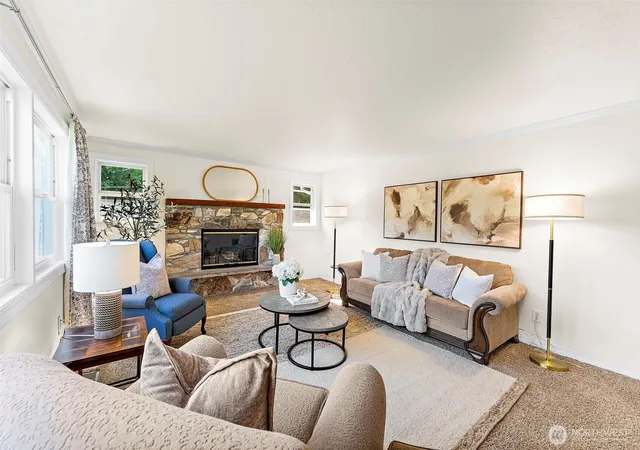 Photo 3 of Single family home for sale at 2019 SW 317th Place, Federal Way, WA 98023 | MLS# NWM2550873 | Listing updated on 2026-09-22