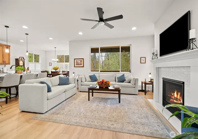 Photo 2 of Contingent at 6479 Halyard Cir Se, Port Orchard, WA 98367 | MLS# NWM2550888 | Listing updated on 2026-09-26