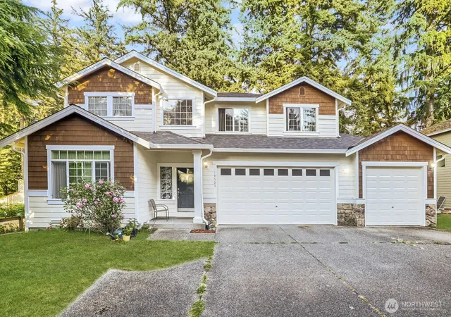 Photo 1 of Single family home for sale at 14505 Meridian Pl W, Lynnwood, WA 98087 | MLS# NWM2550909 | Listing updated on 2026-10-01