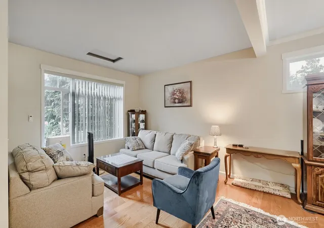 Photo 3 of Single family home for sale at 14505 Meridian Pl W, Lynnwood, WA 98087 | MLS# NWM2550909 | Listing updated on 2026-10-01