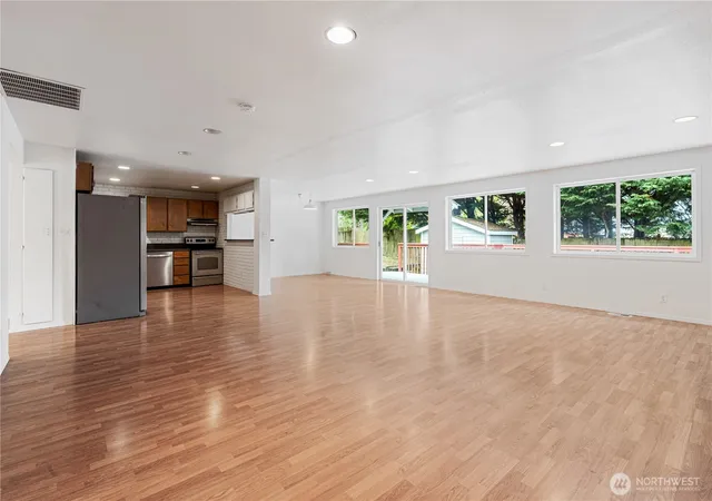 Photo 3 of Single family home for sale at 9604 Ne 124th Street, Kirkland, WA 98034 | MLS# NWM2550913 | Listing updated on 2026-09-22