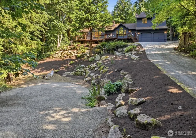 Photo 3 of Sale Pending at 9408 370th Place Se, Snoqualmie, WA 98065 | MLS# NWM2550933 | Listing updated on 2026-09-23