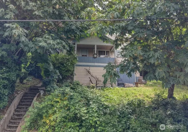 Photo 1 of Single family home for sale at 500 Mill Ave S, Renton, WA 98057 | MLS# NWM2550952 | Listing updated on 2026-10-02