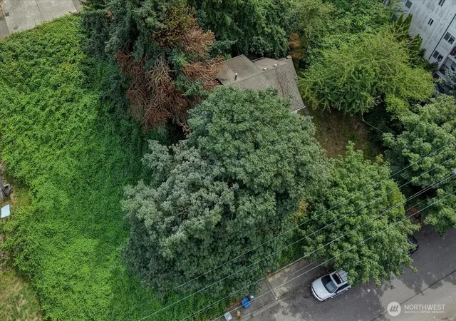 Photo 2 of Single family home for sale at 500 Mill Ave S, Renton, WA 98057 | MLS# NWM2550952 | Listing updated on 2026-10-02