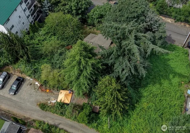 Photo 3 of Single family home for sale at 500 Mill Ave S, Renton, WA 98057 | MLS# NWM2550952 | Listing updated on 2026-10-02