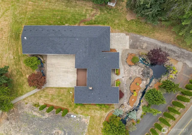 Photo 4 of Single family home for sale at 863 Byham Rd, Winlock, WA 98596 | MLS# NWM2550970 | Listing updated on 2026-09-22