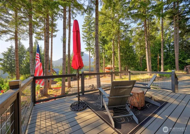 Photo 3 of Single family home for sale at 198 Alpine Dr, Packwood, WA 98361 | MLS# NWM2550991 | Listing updated on 2026-09-22