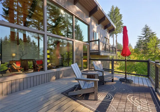 Photo 4 of Single family home for sale at 198 Alpine Dr, Packwood, WA 98361 | MLS# NWM2550991 | Listing updated on 2026-09-22