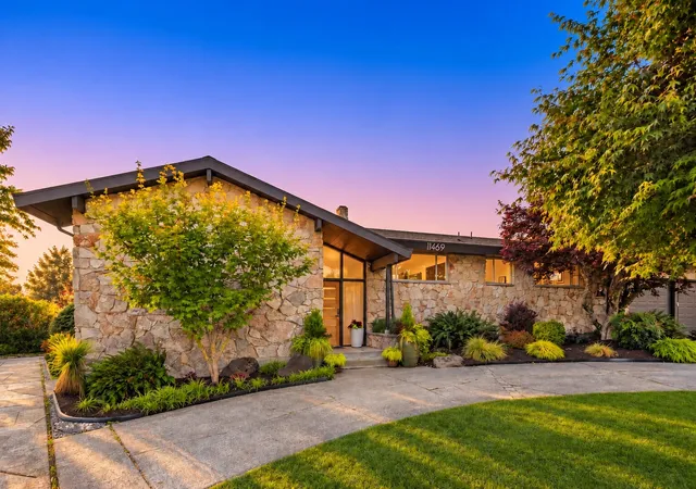 Single family home for sale at 11469 Marine View Dr SW, Seattle, WA 98146 | MLS# NWM2550994