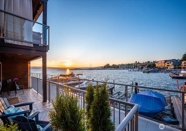 Photo 1 of Condo for sale at 515 Lake St S #102, Kirkland, WA 98033 | MLS# NWM2551024 | Listing updated on 2026-09-22