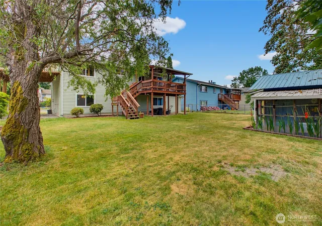 Photo 2 of Single family home for sale at 3200 Se 20th Court, Renton, WA 98058 | MLS# NWM2551044 | Listing updated on 2026-09-23