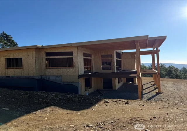 Photo 3 of Single family home for sale at 2483 Forest Ridge Dr (lot 37), Cle Elum, WA 98922 | MLS# NWM2551053 | Listing updated on 2026-09-26