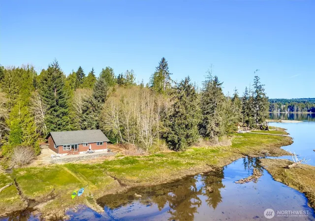 Photo 2 of Single family home for sale at 730 E N Bay Rd, Allyn, WA 98524 | MLS# NWM2551078 | Listing updated on 2026-09-28